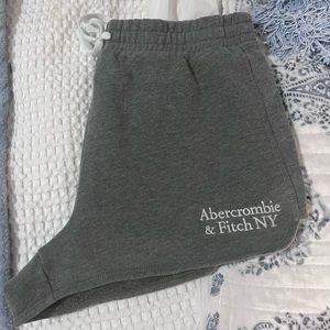 Abercrombie Logo shorts